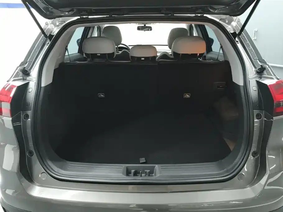 GEELY AUTOMOBILE BOYUE