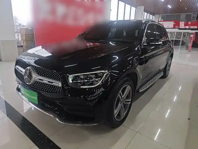 MERCEDES BENZ GLC 2020
