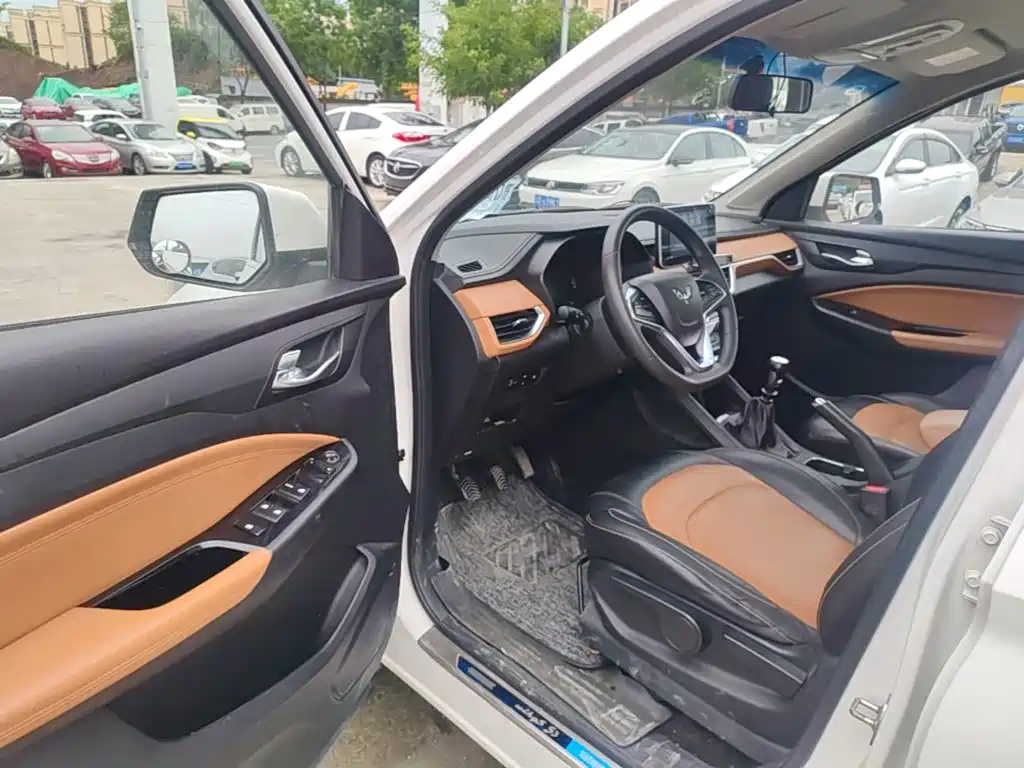 Wuling Hongguang S3 — миниатюра 16