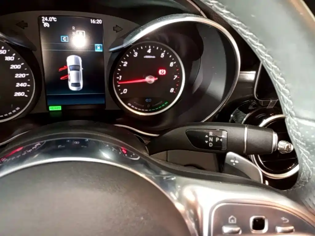 Mercedes-Benz C-Class — миниатюра 14