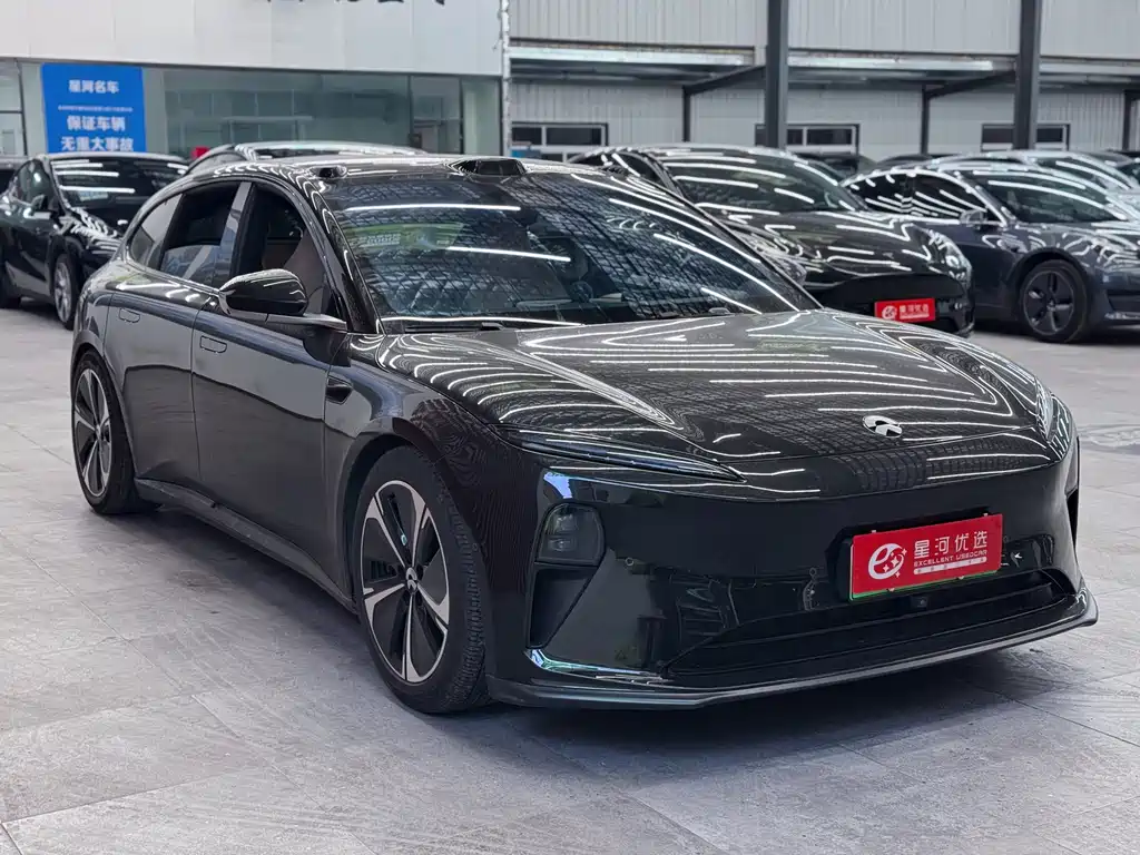 NIO NIO ET5T