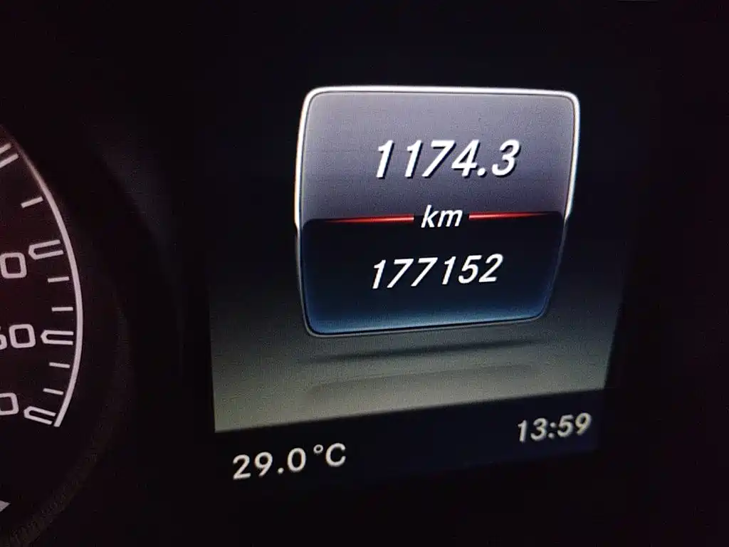 Mercedes-Benz GLC AMG — миниатюра 13