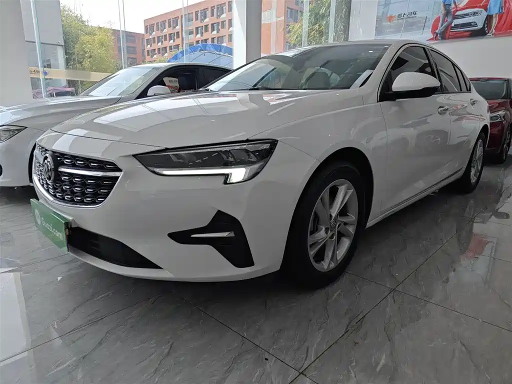 Buick Regal 2020