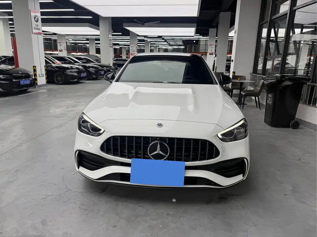 Mercedes-Benz C-Class — миниатюра 2
