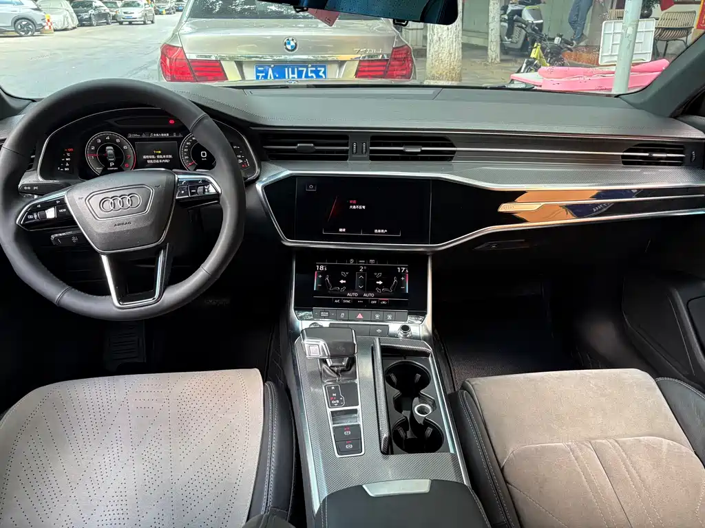 Audi A6L — миниатюра 7