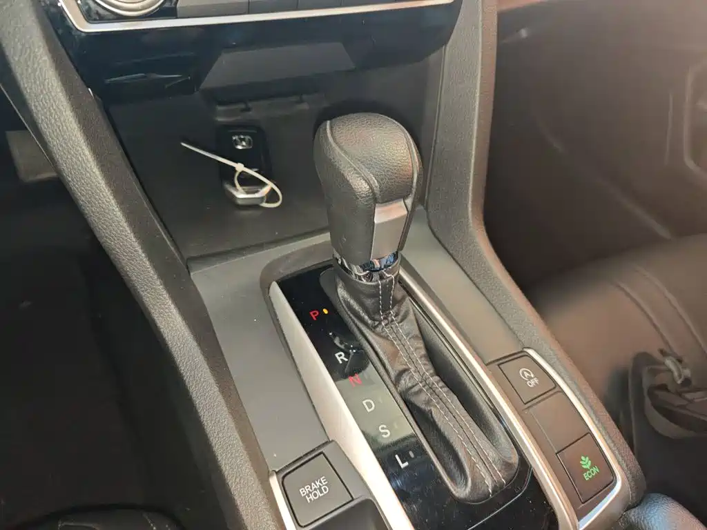 Honda Civic — миниатюра 14