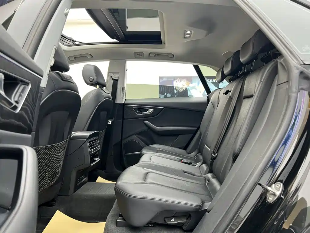 Audi Q8 — миниатюра 22