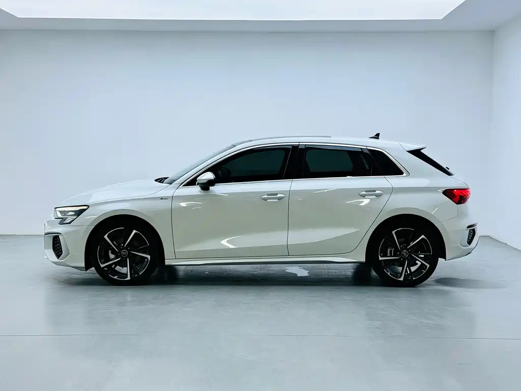 Audi A3 — миниатюра 8