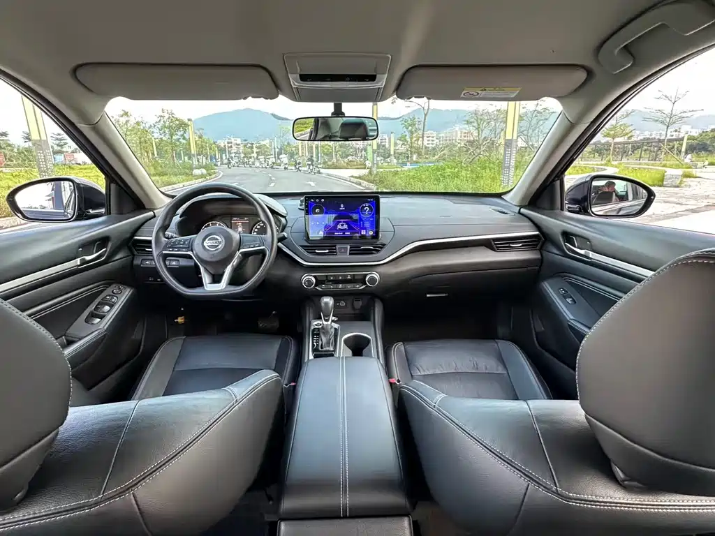 Nissan Teana - фото 12