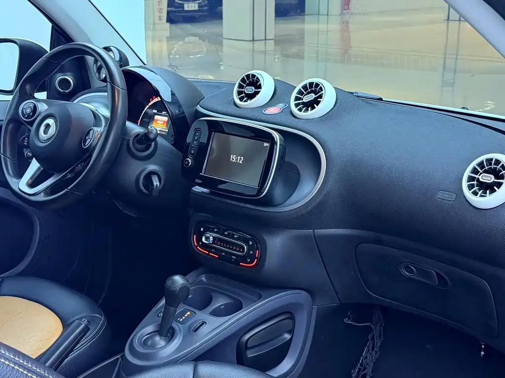 smart Smart Fortwo — миниатюра 10