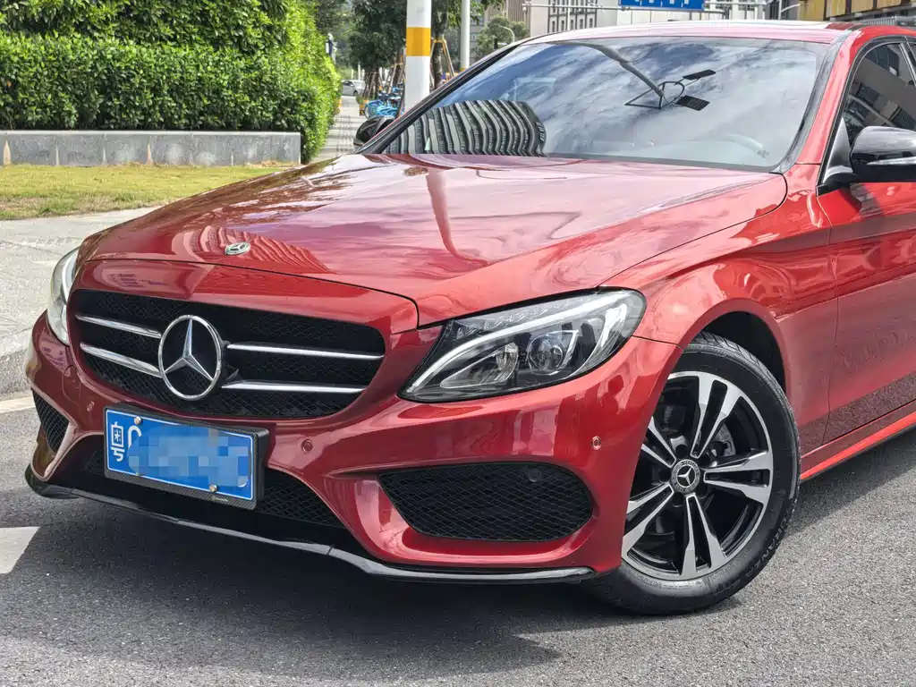 Mercedes-Benz C-Class — миниатюра 3