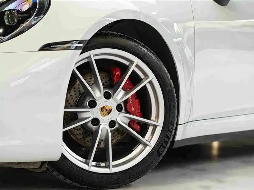 Porsche 911 2023 Carrera Cabriolet 3.0T