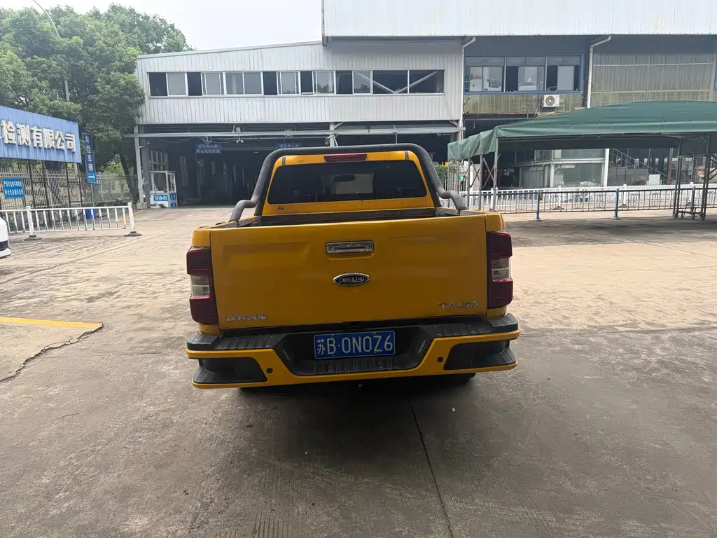 Isuzu TAGA Daga — миниатюра 5