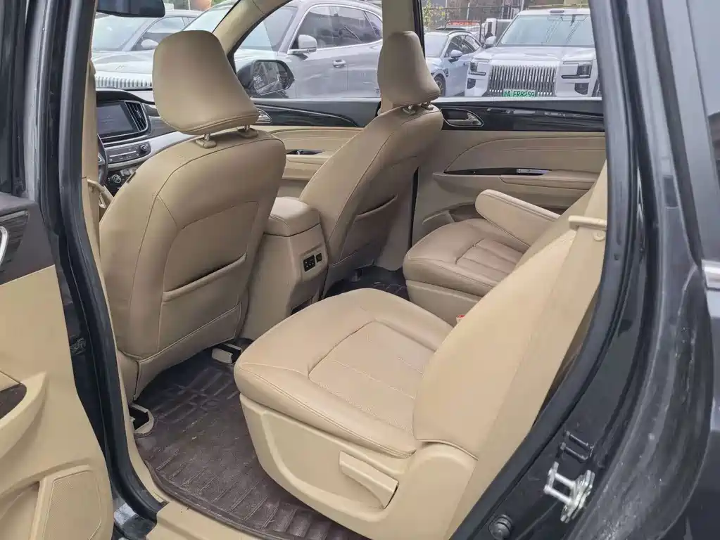 Baojun 730 — миниатюра 9