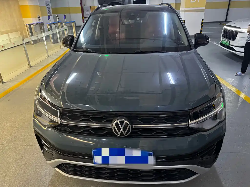 Volkswagen Tharu — миниатюра 2