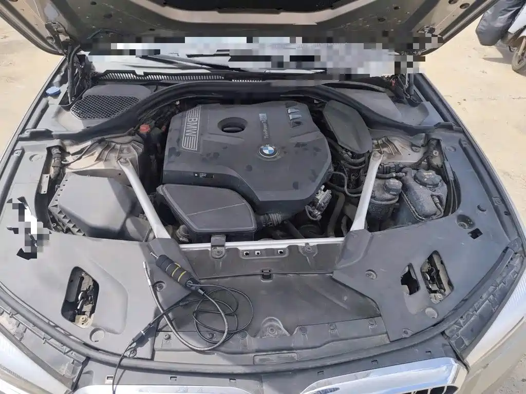 BMW 5 Series — миниатюра 16
