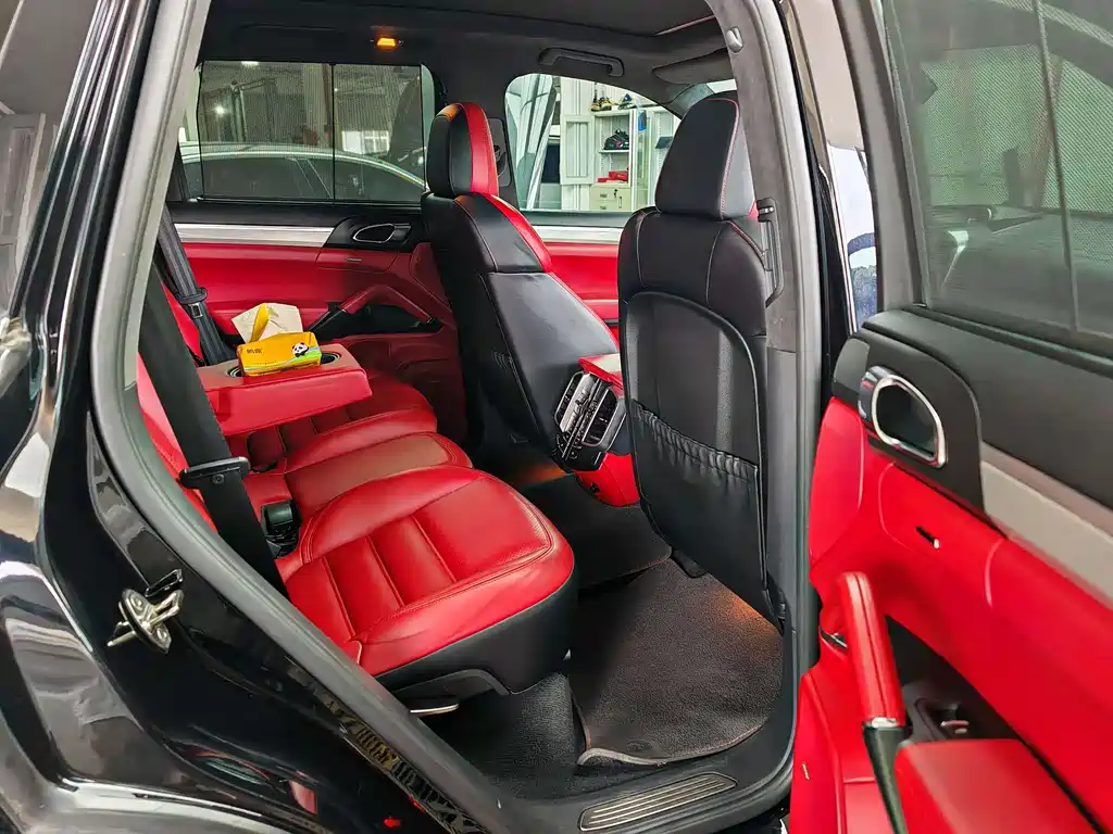 Porsche Cayenne 2015 Cayenne Turbo 4.8T