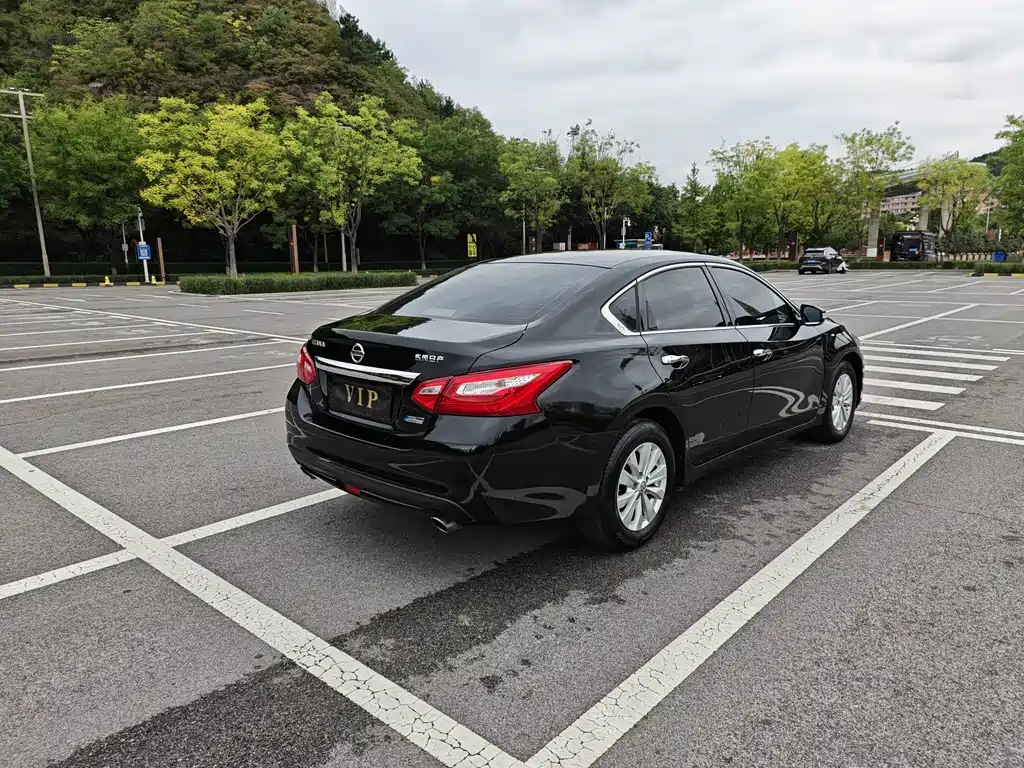 Nissan Teana — миниатюра 9
