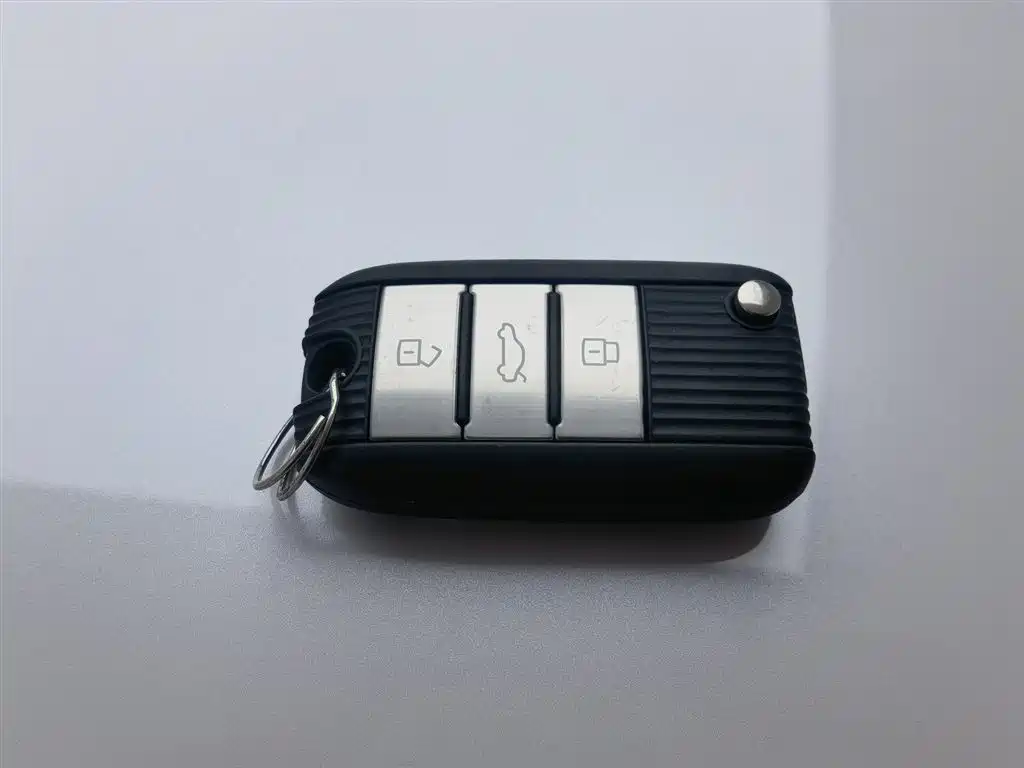 ROEWE RX5 NEW ENERGY