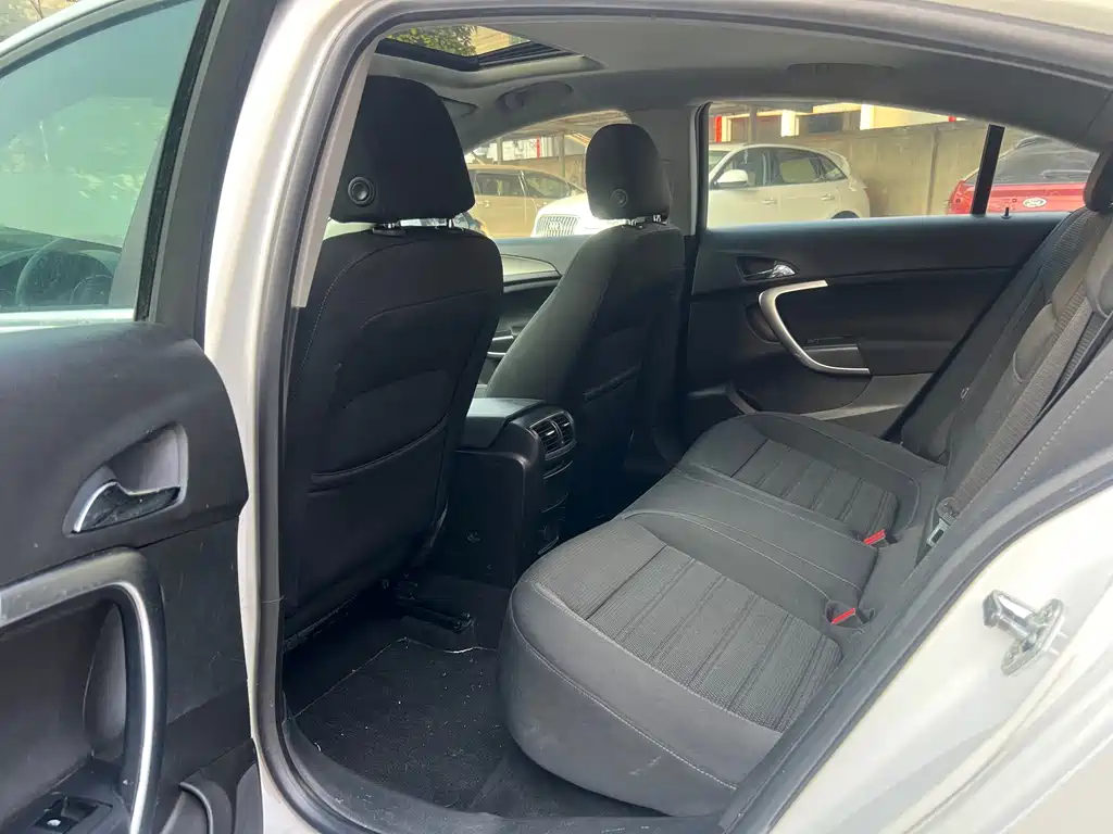 Buick Regal — миниатюра 16