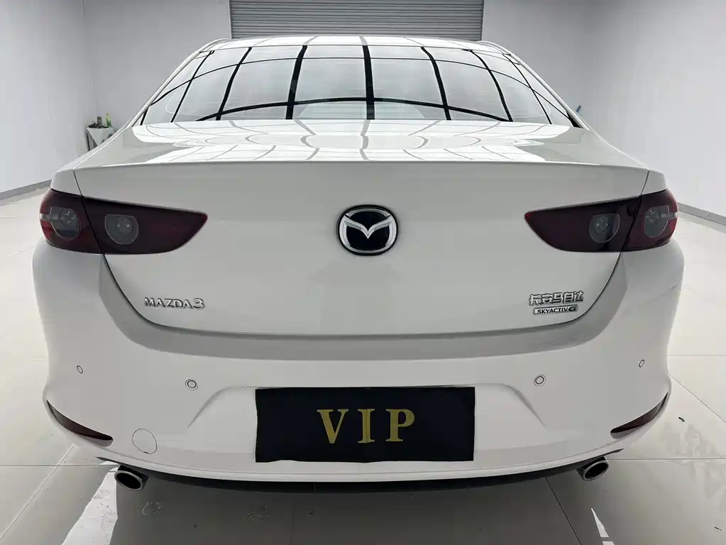 Mazda Mazda3 3 2021 2.0L AT