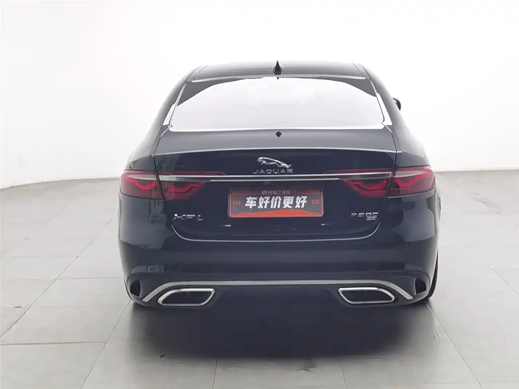 Jaguar XFL 2022 XFL 2.0T P300 Flagship Sport