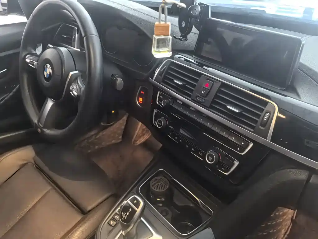 BMW 3 Series — миниатюра 15