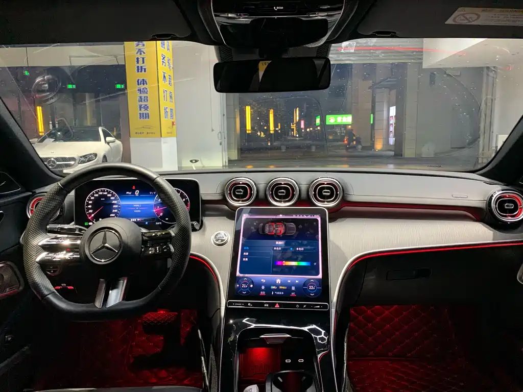 Mercedes-Benz C-Class — миниатюра 8