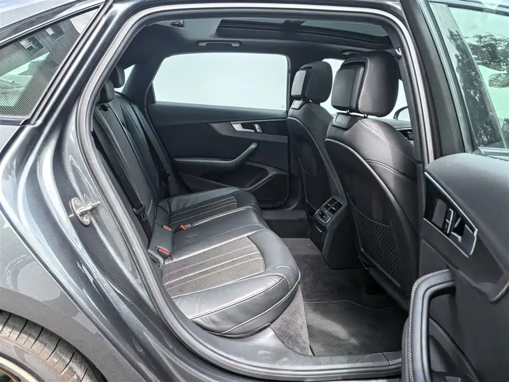 Audi A4L — миниатюра 15