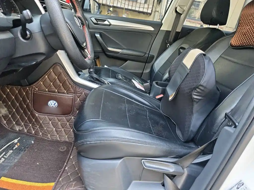 Volkswagen T-Roc — миниатюра 11