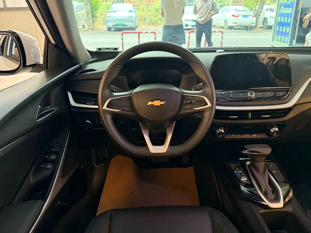 Chevrolet Menlo — миниатюра 8