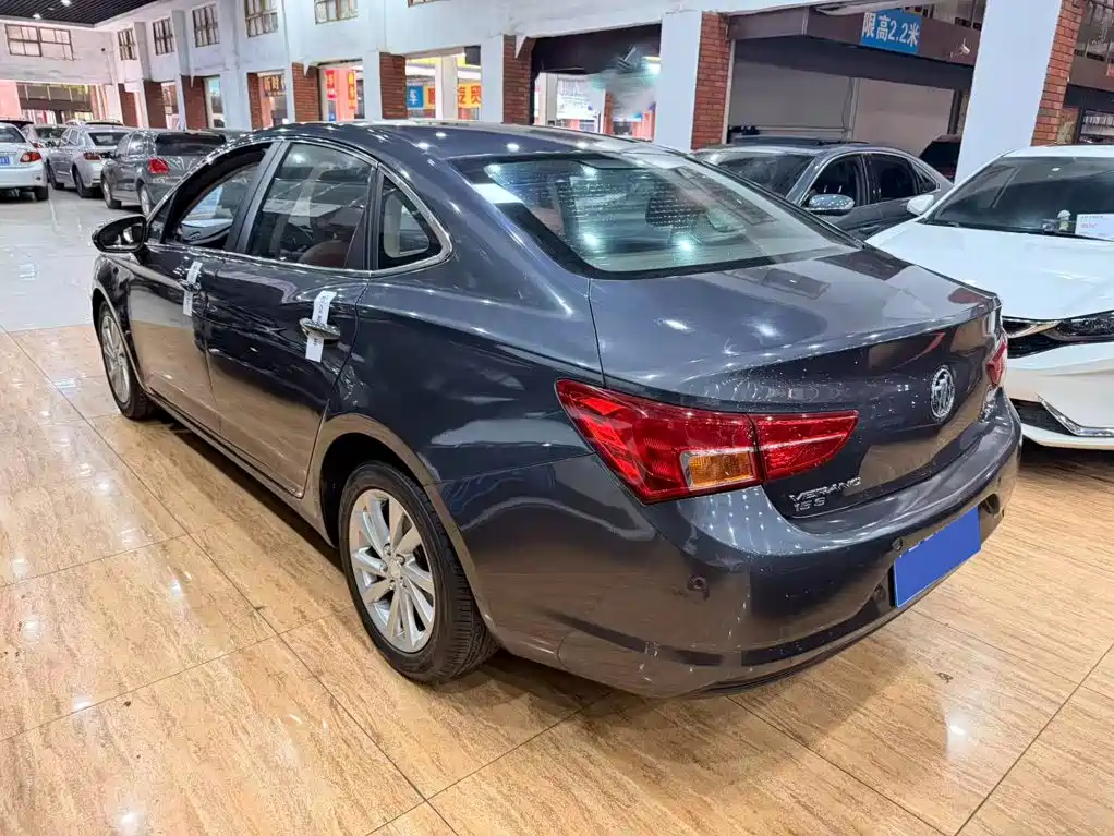 Buick Verano — миниатюра 7