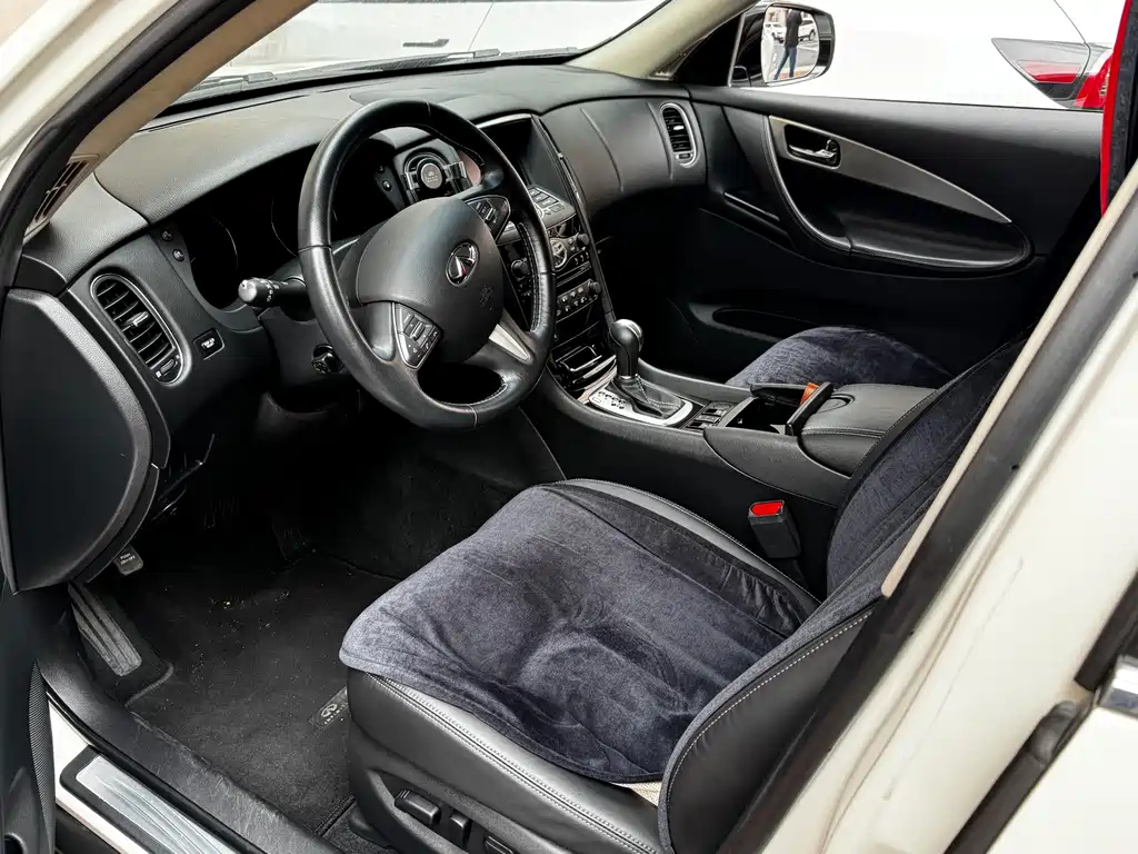 Infiniti QX50 — миниатюра 3