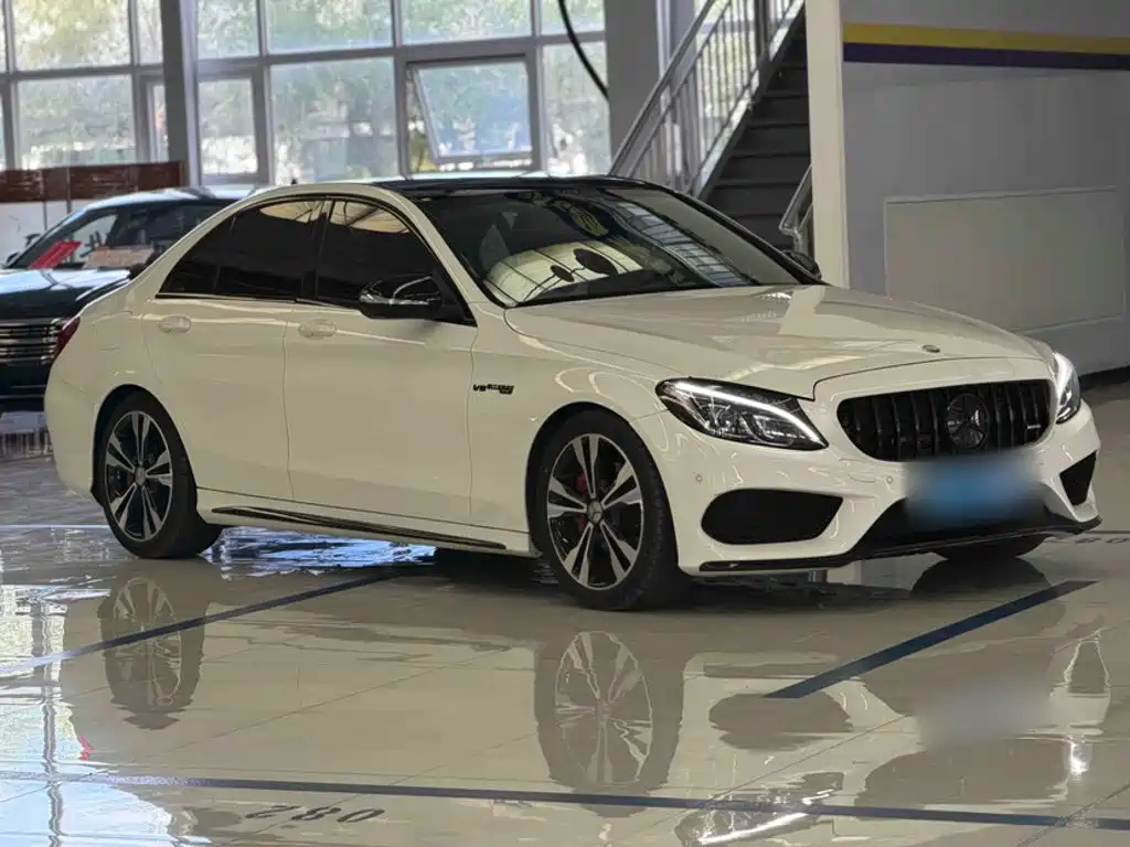 Mercedes-Benz C-Class — миниатюра 4