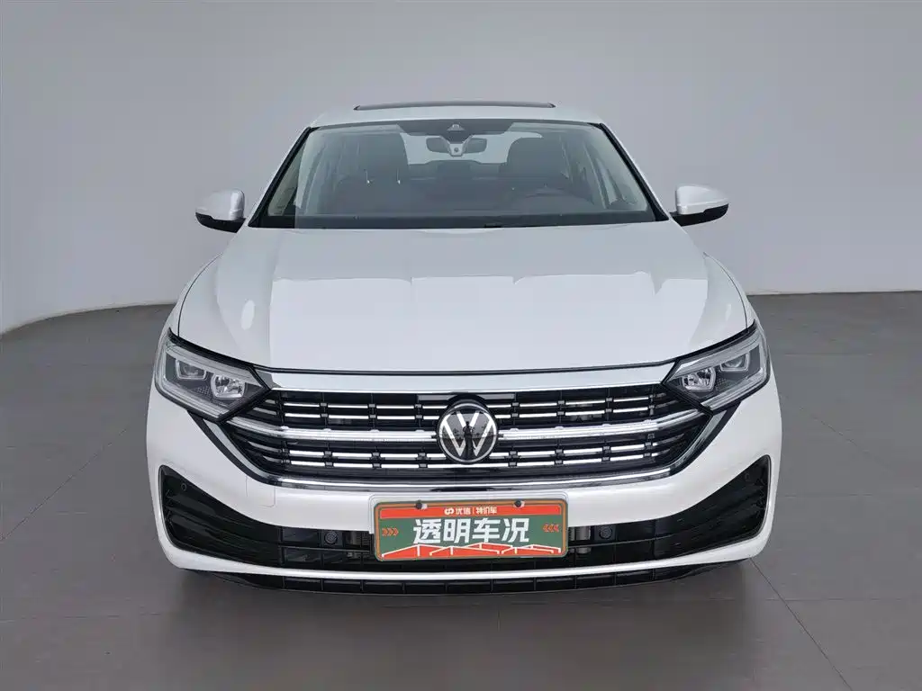 Volkswagen Sagitar 2023 300TSI DSG