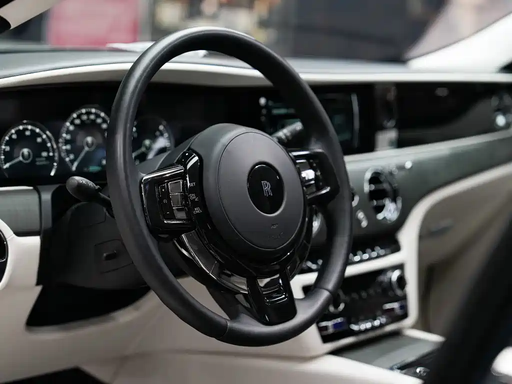 Rolls-Royce Ghost — миниатюра 29
