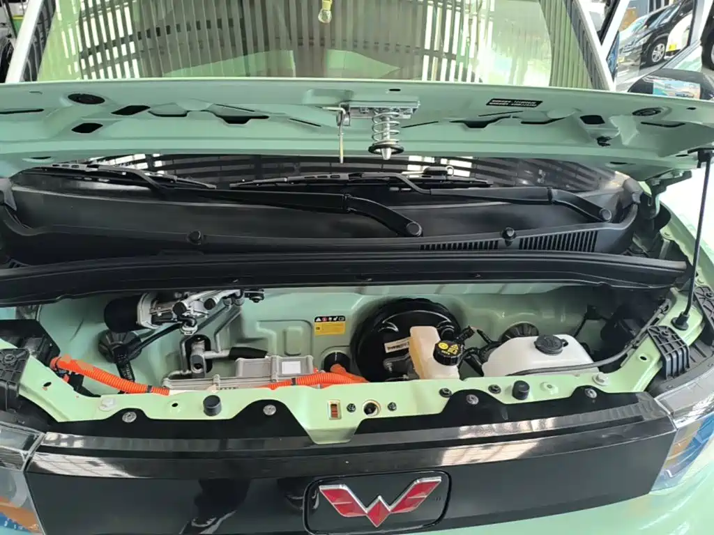 Wuling MINIEV — миниатюра 20