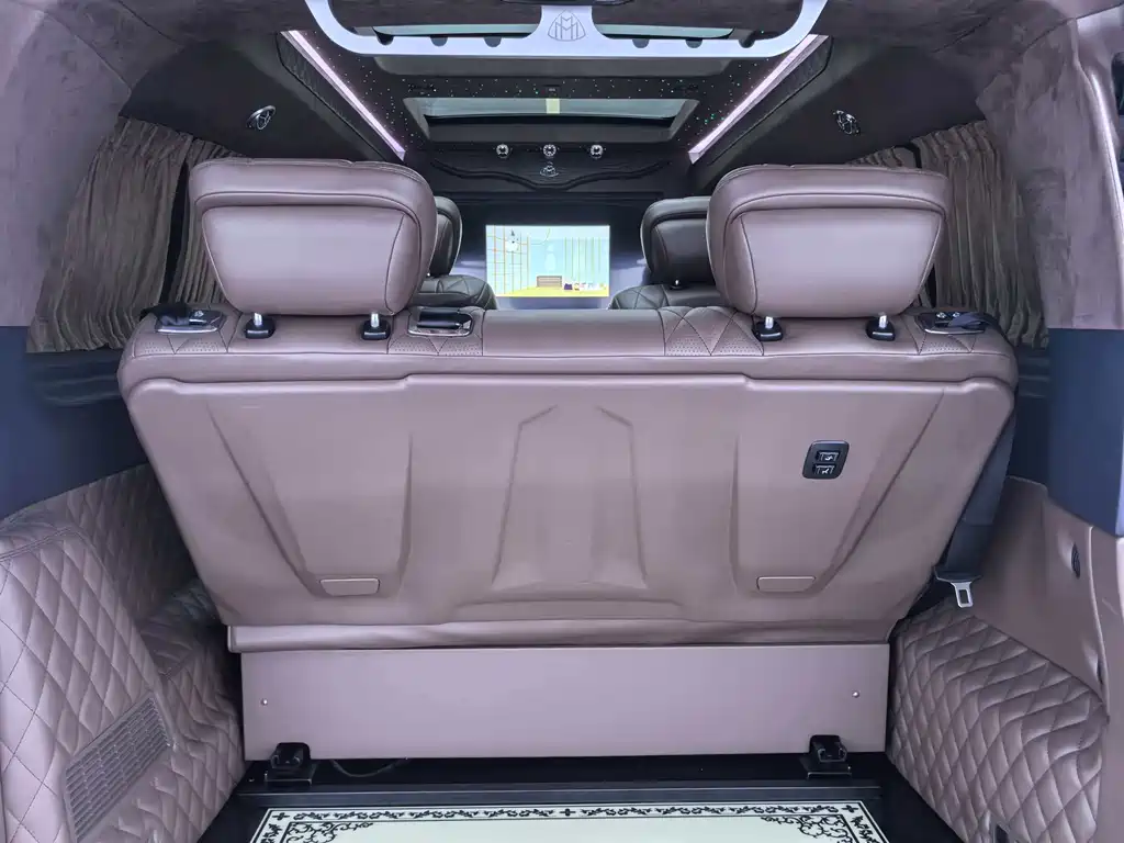 Mercedes-Benz V-Class V 2018 V 260 L Luxury Long Wheelbase VI
