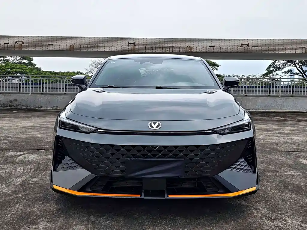 Changan UNI-V — миниатюра 2