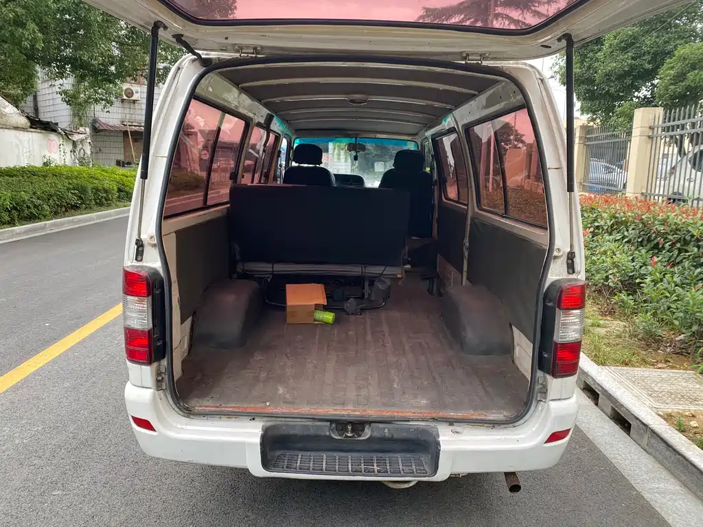Jinbei Haise 2014 2.0L V19