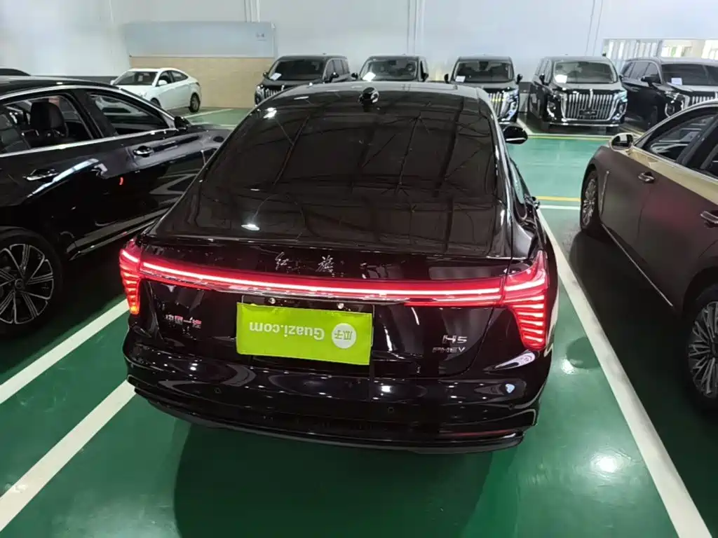 Hongqi Hongqi H5 PHEV — миниатюра 6