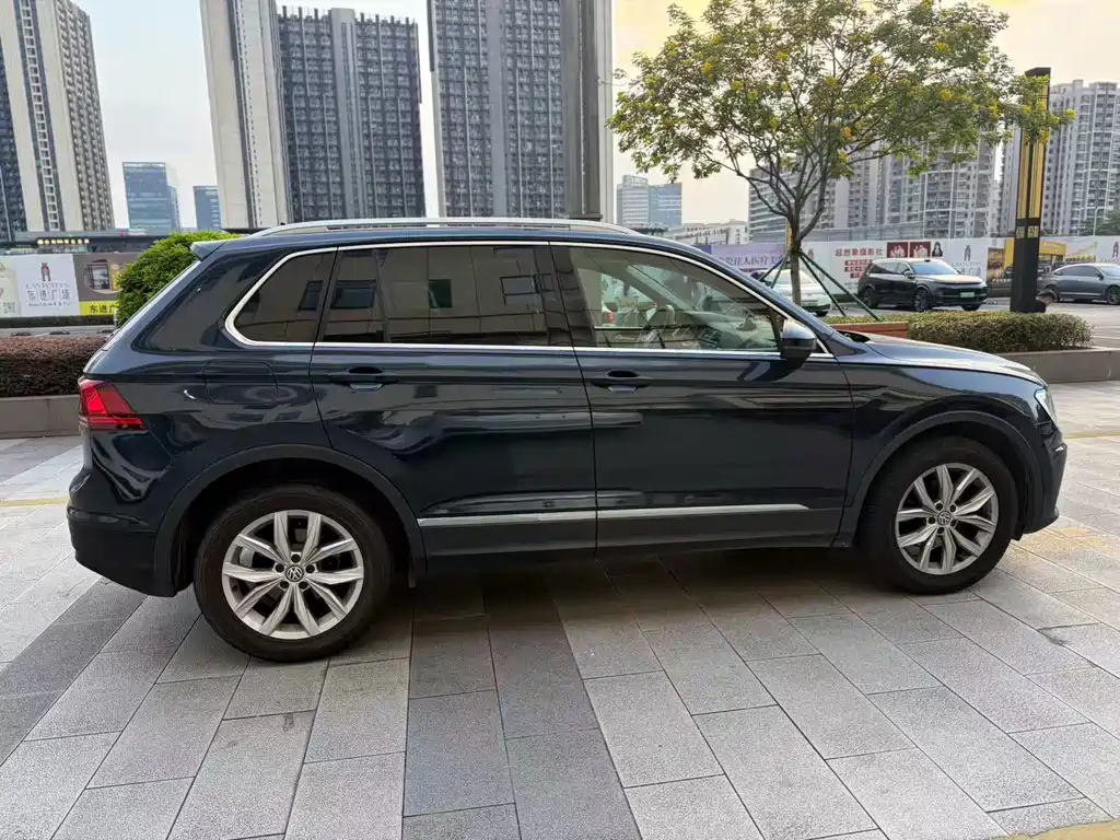 Volkswagen Tiguan — миниатюра 3