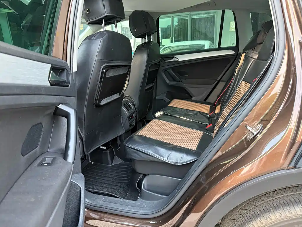 Volkswagen Tiguan — миниатюра 7