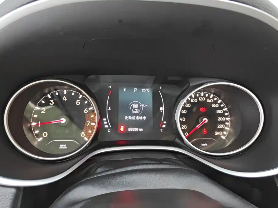 Jeep Compass — миниатюра 14