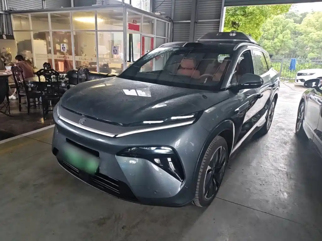 BYD Tang L 2025 DM 175KM No Person Machine Play Home Edition