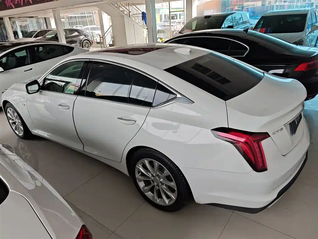 CADILLAC CT5