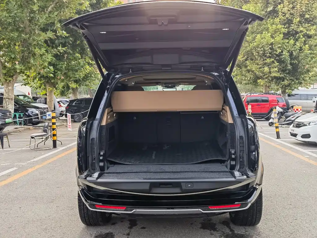 Land Rover Range Rover — миниатюра 13