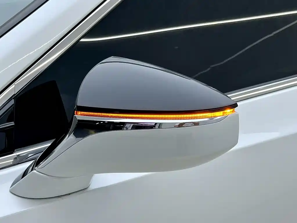 Lexus ES 2022 300h