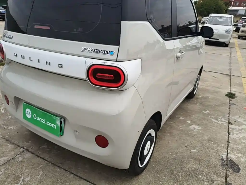 Wuling MINIEV — миниатюра 8
