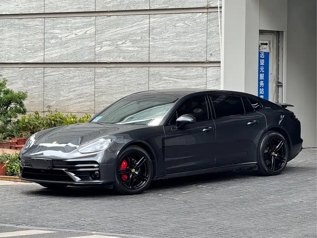 Porsche Panamera 2018